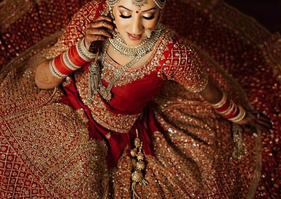 15 Glorious Indian Wedding Sarees With All Information