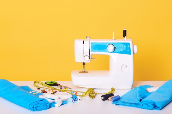 10 Reasons to choose Using a Mini Sewing Machine